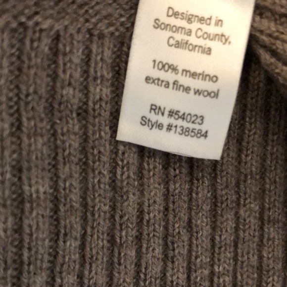 Athleta merino wool hooded sweater - Picture 4 of 6